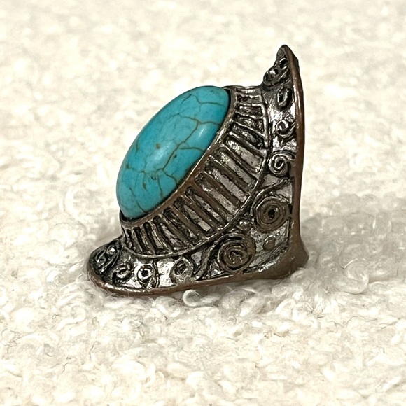 vintage boho engraved silver ring with turquoise stone - Picture 9 of 15